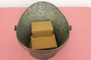 How to Make a Base for Your Man Bouquet How to Make a Base for Your Man Bouquet