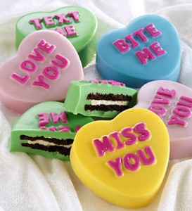 Love Note Conversation Heart Dipped Oreo Cookies