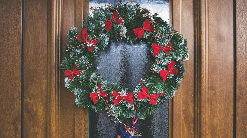 Tips and Ideas For Creating Your Own Wreath
