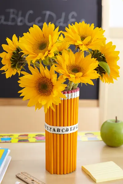 How to Make Back to School Flowers to Start Their School Year Off Right