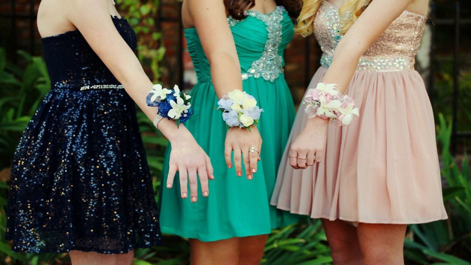 How to Pick the Perfect Prom Flowers and Corsages Petal Talk