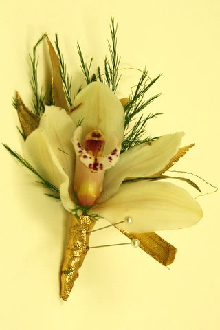 orchid prom boutonniere