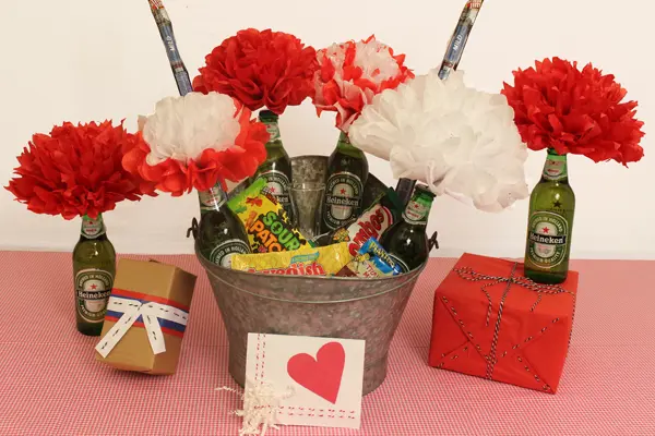 DIY Valentine Gift Ideas for Him: How to Make A Man Bouquet for Valentine's Day DIY Man Bouquet for Valentine's Day