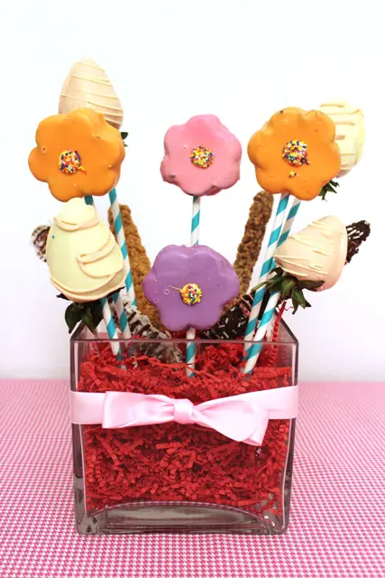 DIY Candy Bouquet for Mother's Day