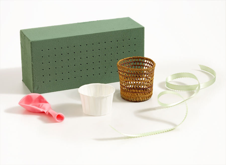 Materials for Hot Air Balloon Arrangement