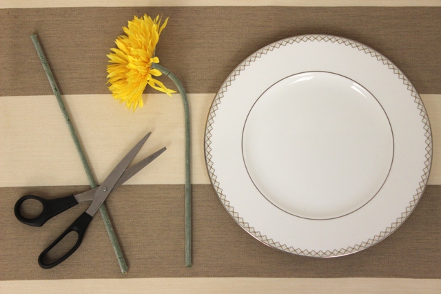 diy wedding decor with Silk Flower Trimmed to Fit on a Plate