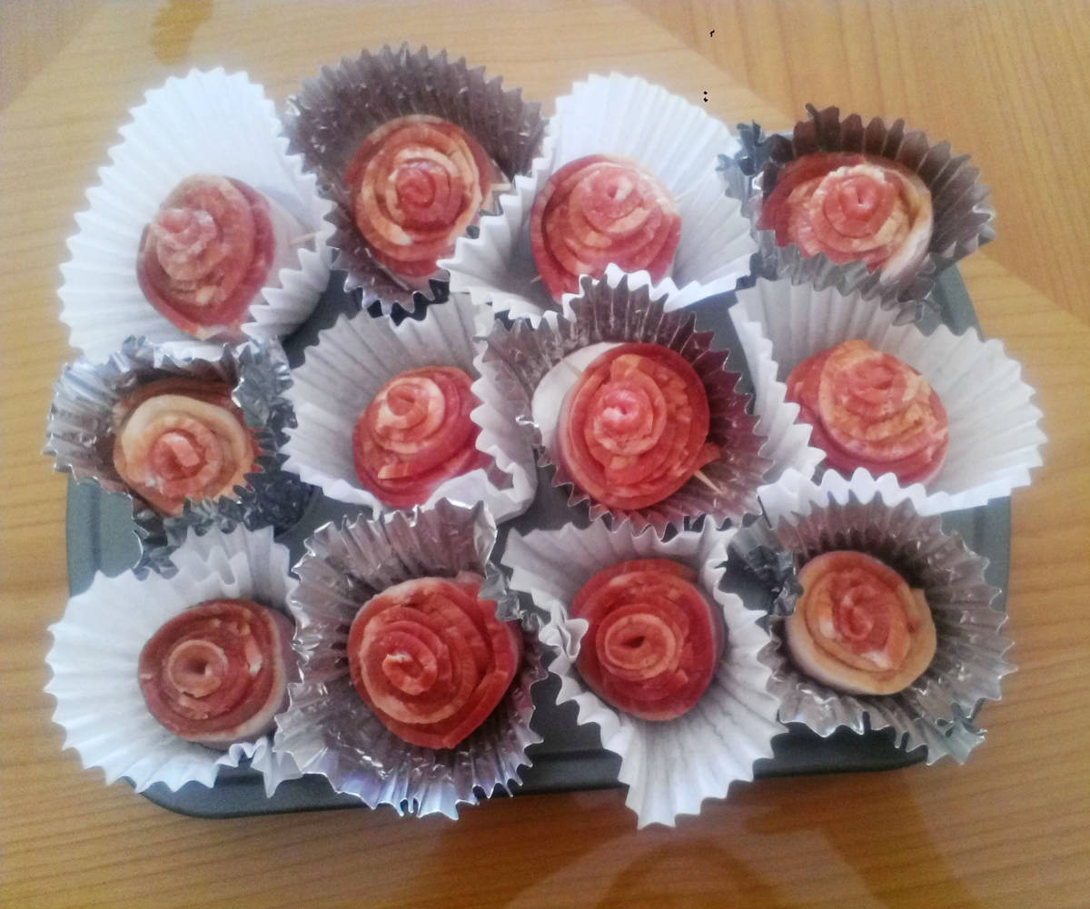 How To Make A Bacon Rose Bouquet