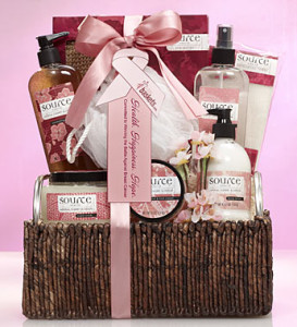cherry-blossom-scented-spa-gift-basket