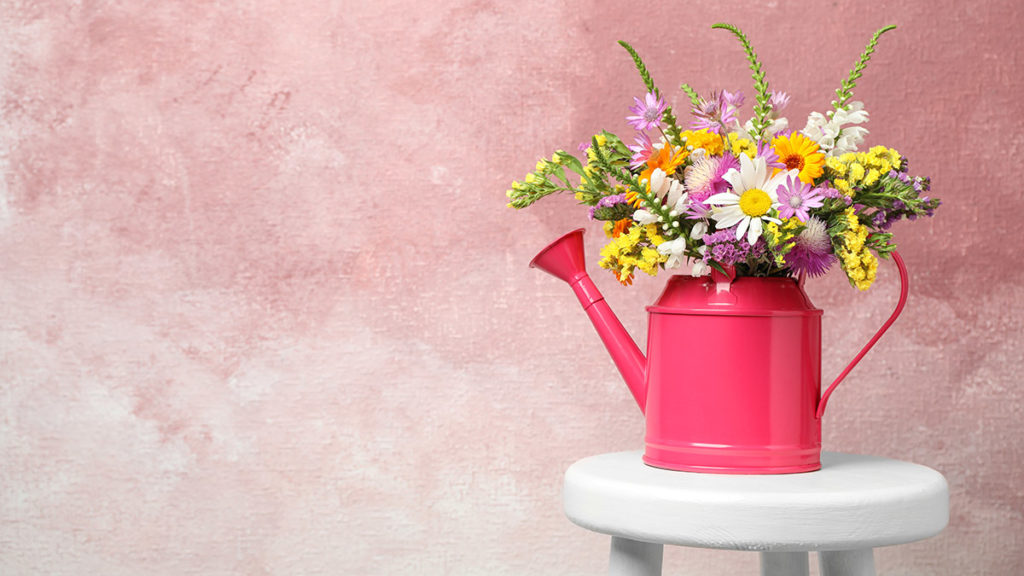 How to Make a DIY Mother's Day Floral Arrangement Petal Talk