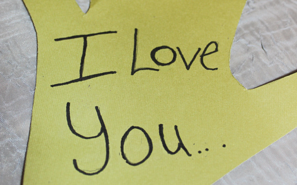 A photo of diy father’s day card with writing an I Love You message