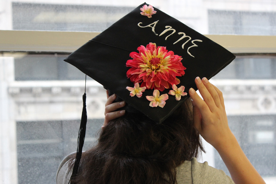 How to Decorate a Graduation Cap with Flowers