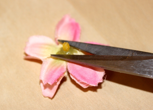 how to decorate a graduation cap with flowers cut