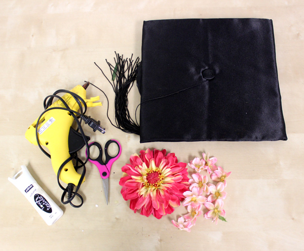 How To Decorate A Graduation Cap With Flowers Petal Talk