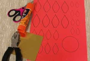 how-to-make-paper-poinsettias-supplies
