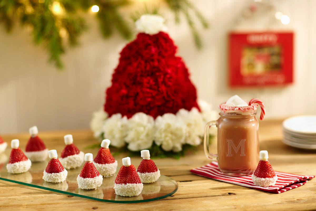 Easy-to-make Santa Hat Treats & Holiday Crafts