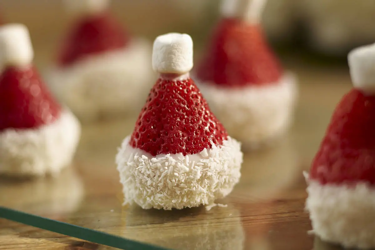 strawberry-santa-hats-2