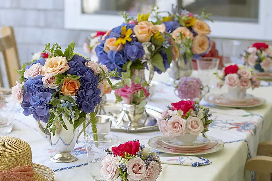 Make Summer Entertaining Fancy with These Tea Party Ideas