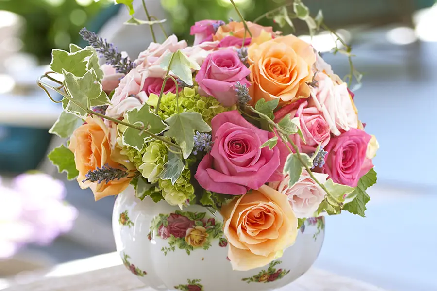 Tea Pot Flower Centerpiece