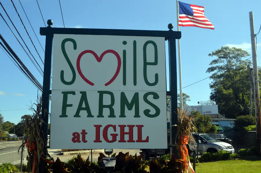 Smile Farms at IGHL Sign