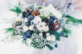winter wedding flowers hero
