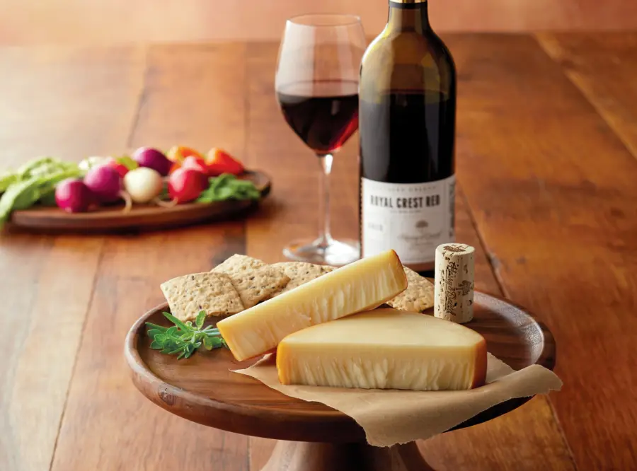 wine-cheese-gift-club