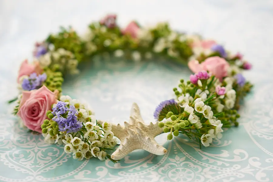 Flower crown with starfish