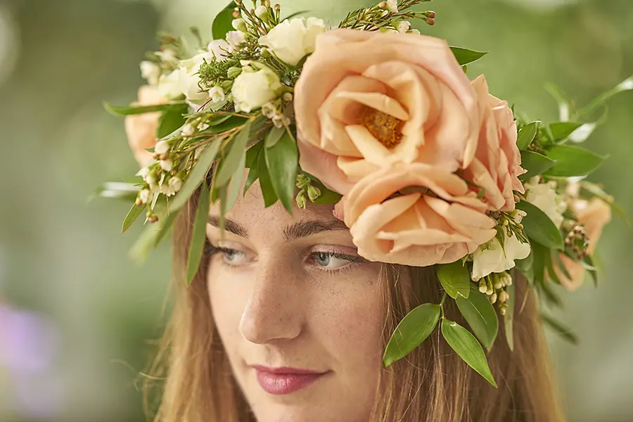 carly-flower-crown-close-up