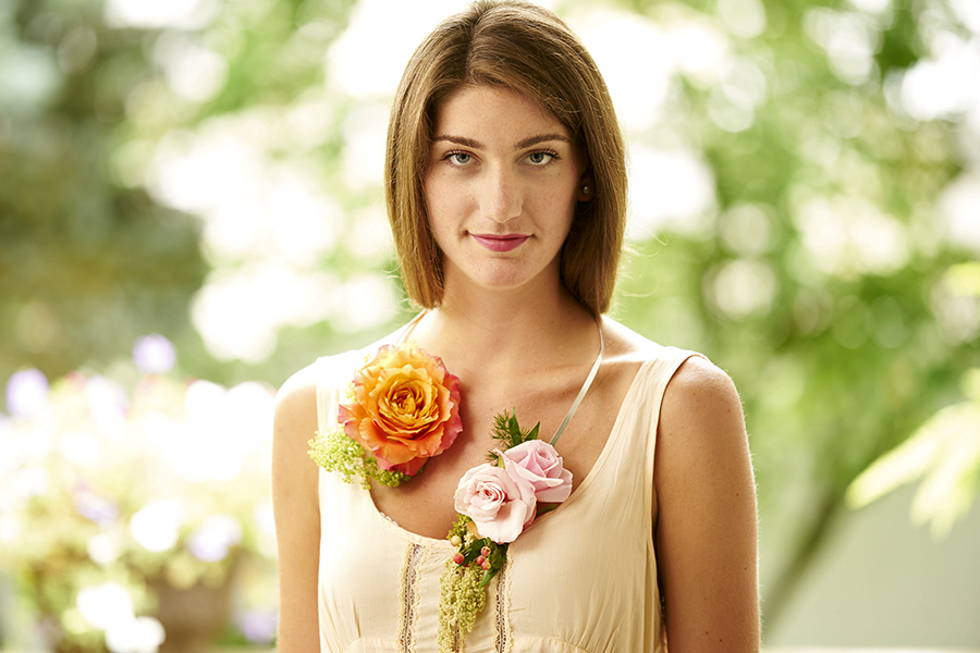 flower-necklace-roses