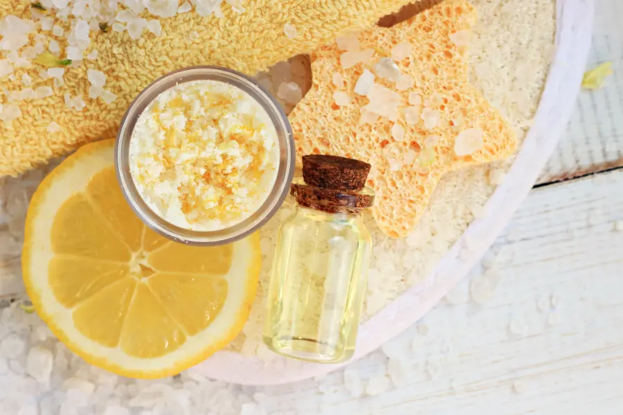 aromatherapy oils with lemon