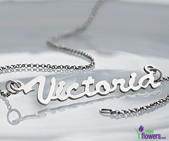 Customized silver name necklace