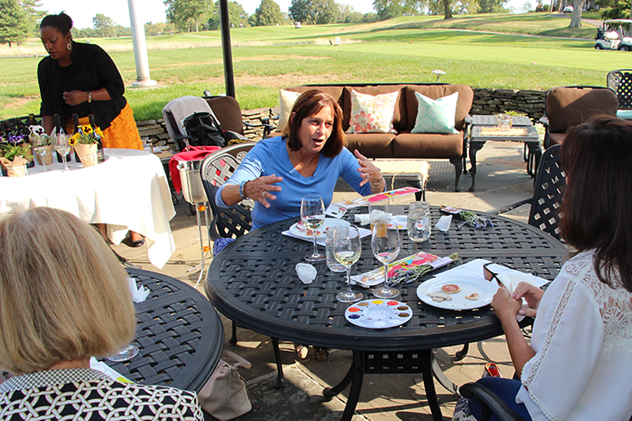 lady-speaking-outside