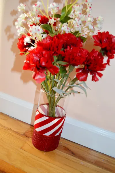 diy-glitter-vase-christmas