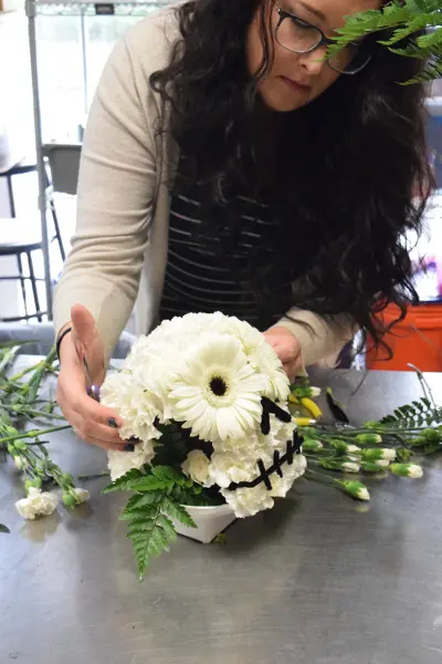 Sarah Annunziato Styling Flowers