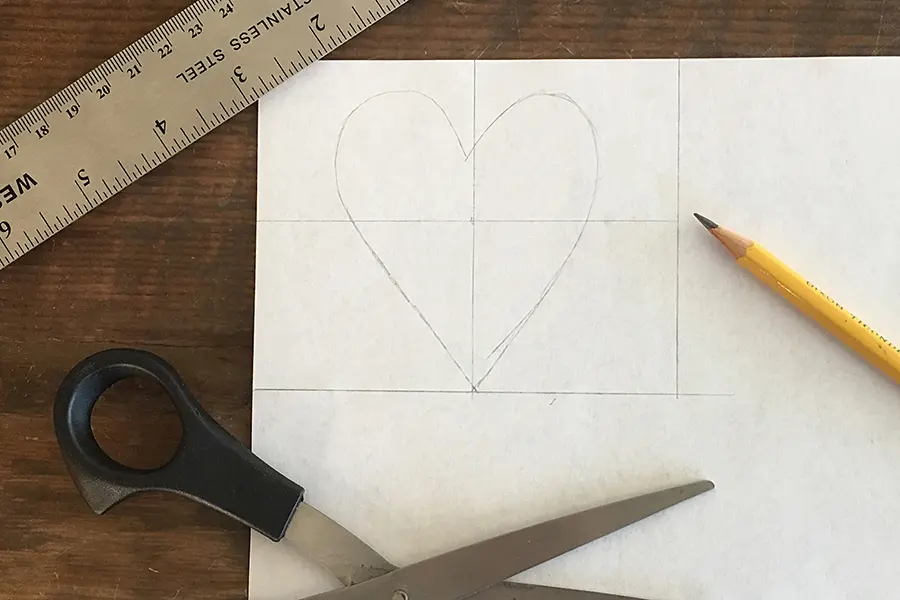 diy mother's day gift idea with drawing heart on paper