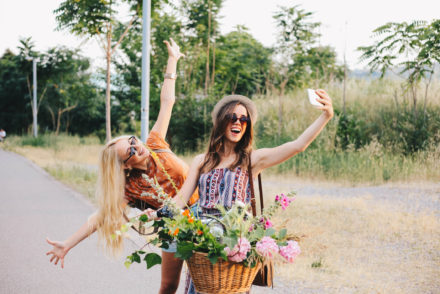 Friendship Flowers: Blooms to Celebrate Your Besties