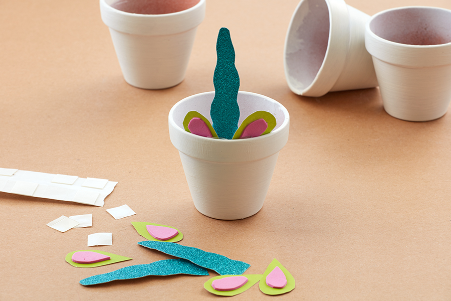 https://www.flowers.com/blog/wp content/uploads///Unicorn Pot Ingredients