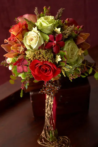 Best Fall Wedding Flower Ideas, Trends & Themes