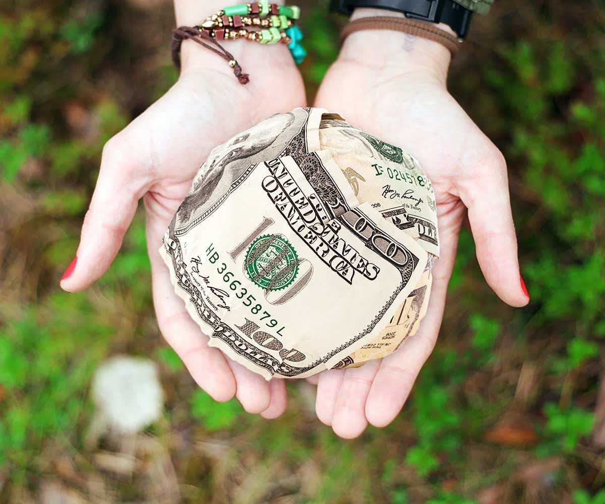 new year's resolutions with Donating money