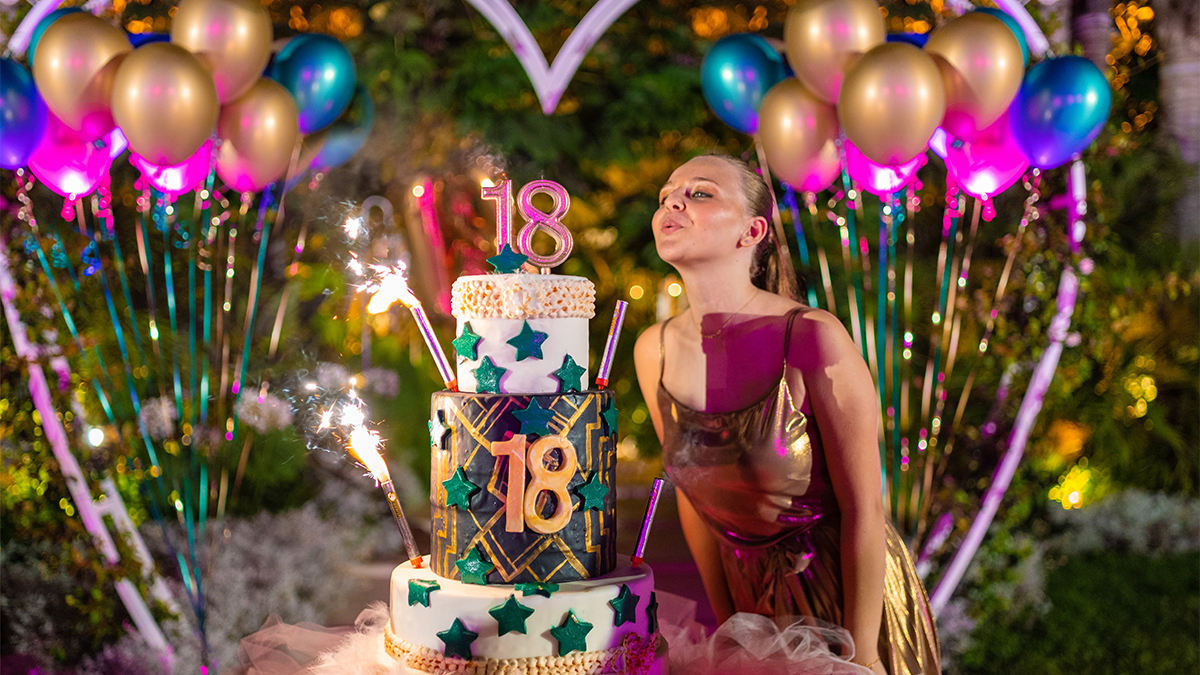 10 Creative Ways to Celebrate an 18th Birthday