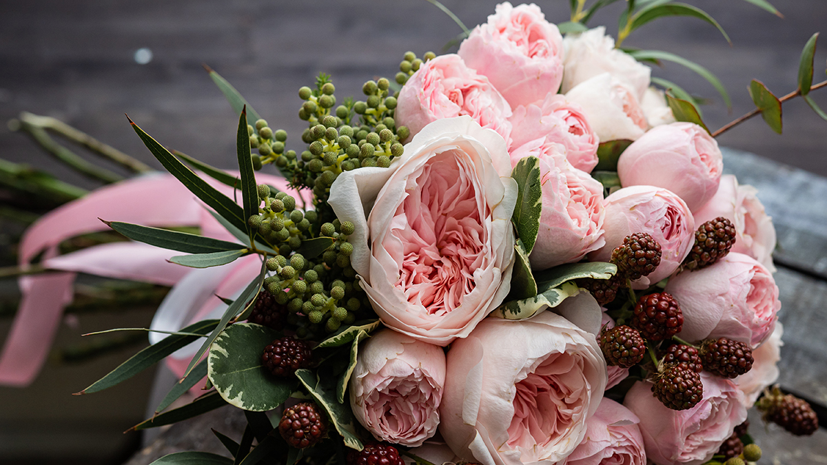 The Unique Symbolism of Wedding Flowers