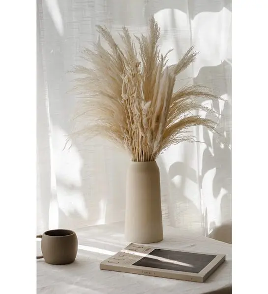 Picture of Ivory Pampas Bouquet