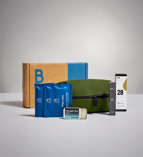 birthday gifts for brother: dopp kit