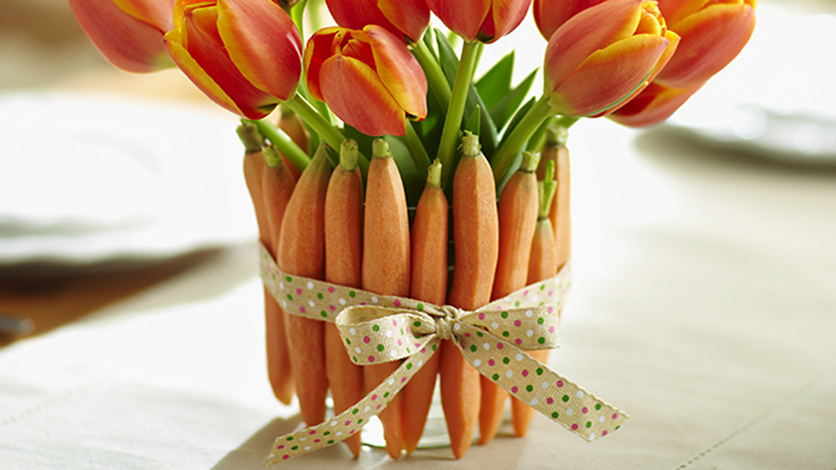 Ideas para el brunch de Pascua: jarrón de zanahorias