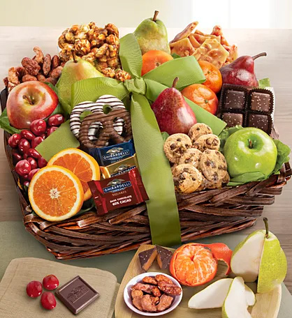 a photo of gift ideas: fruit & sweets gift basket