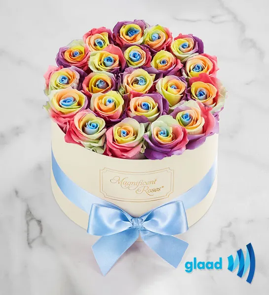 una foto de los regalos del mes del orgullo con rosas caleidoscopio