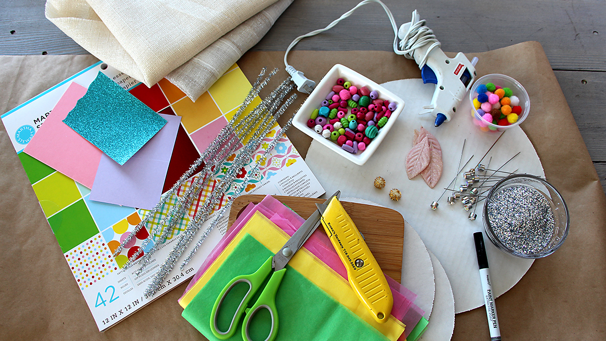 https://www.flowers.com/blog/wp content/uploads///unicorn party platter materials