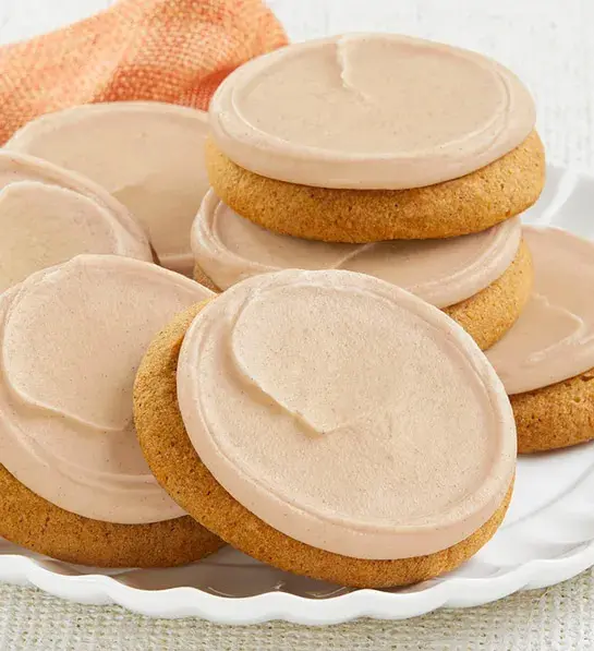 pumpkin spice with pumpkin cookies