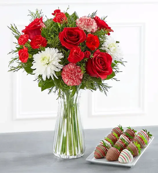 best hostess gift ideas with flowers and strawberries