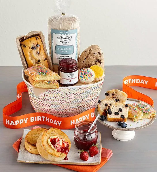 birthday gift ideas for mom with Birthday Gift Basket