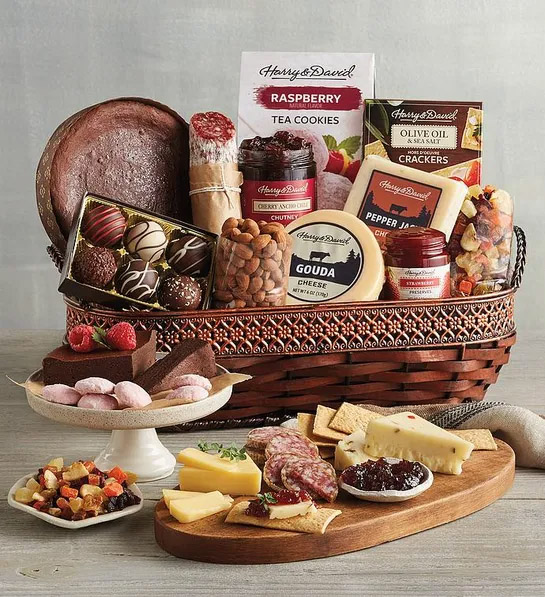 birthday gift ideas for mom with deluxe gourmet gift basket